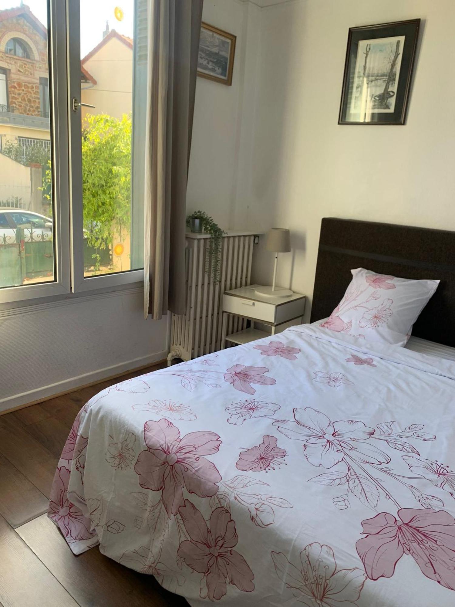 Grand Appartement Avec Terrasse & Jardin A 5 Minutes De Paris Cachan Luaran gambar